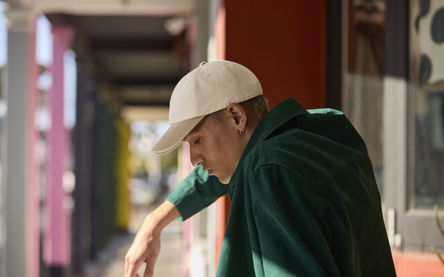 B673 Constrat Peak Low Profile Vintage Cap